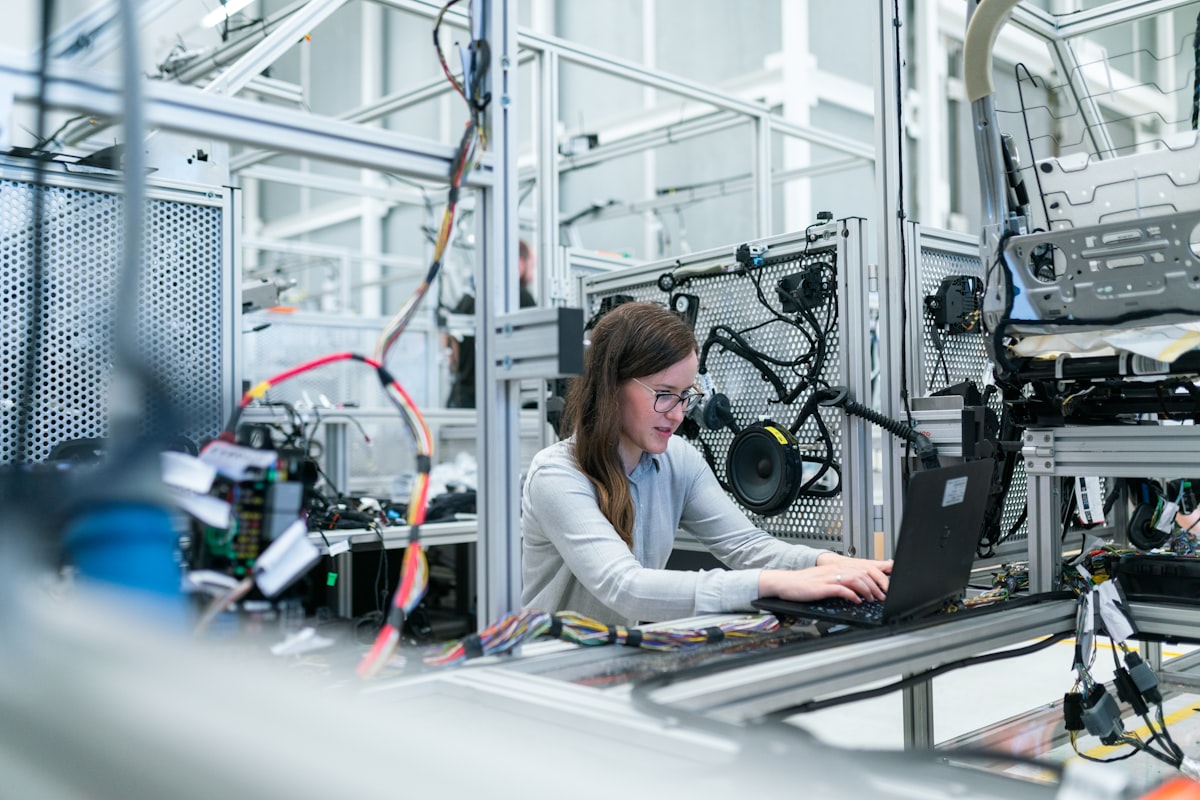 Smart Industry Solutions: WeighIQ and Caliber Transforming Operations